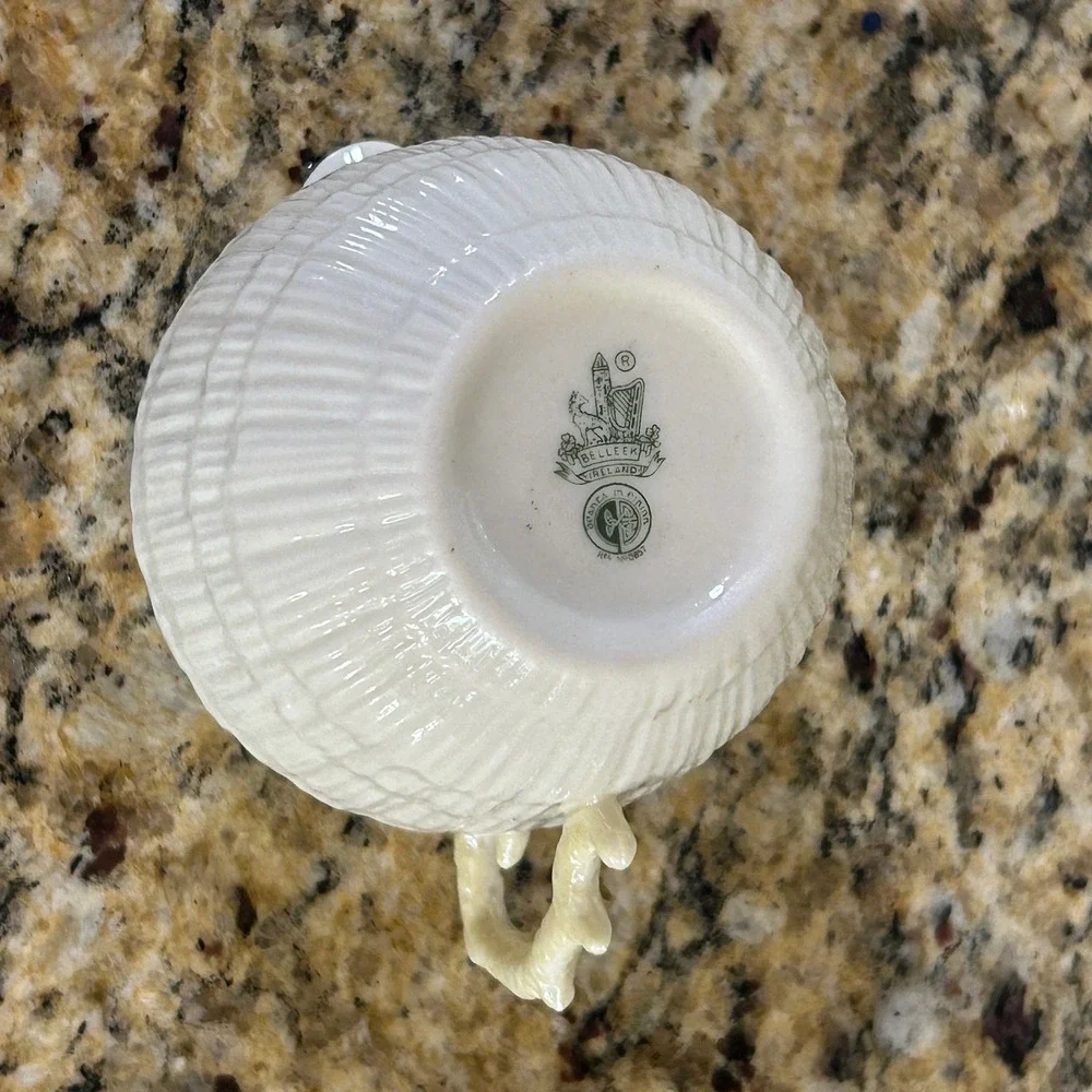 Belleek Neptune Creamer 3.25in Ivory Yellow Shell Pattern Coral Handle Vintage